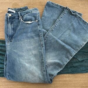 Good American, good flare high rise jeans